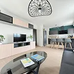 Jolie F3 Berthelot , Tout Equipé - WI-FI , CL-FD Berthelot 10eme