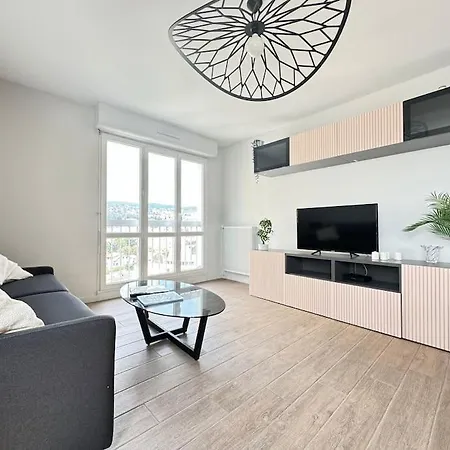 Jolie F3 Berthelot , Equipé - Wi-fi , Cl-fd Berthelot 10eme Appartement