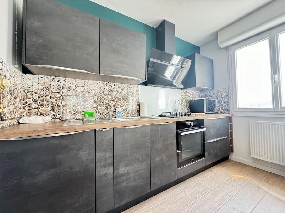 Jolie F3 Berthelot , Equipé - Wi-fi , Cl-fd Berthelot 10eme